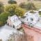 Stonewall Bungalows - Sleeps 15