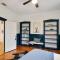 Stonewall Bungalows - Sleeps 15