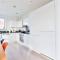 2 Bed Apartment only 15 mins from Central London - 伦敦