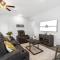 Golf Course OnSite, Pvt Hot Tub, Free Tickets, Gated Community, Near Silver Dollar City!