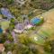 Golf Course OnSite, Pvt Hot Tub, Free Tickets, Gated Community, Near Silver Dollar City!