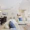 Waterfront Canal Home with HTD Pool Spa and Kayaks - كيب كورال