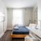 Newly Renovated 5BR 2BA Haven with Amenities - بريدجبورت