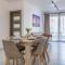 Sea-side Escape in Sliema - Sleeps 6 - Слима