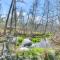 Waterfront Mariposa Vacation Rental with Hot Tub