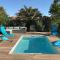 Villa Océan, environnement calme avec piscine chauffée 10 min de l'océan - Le Porge