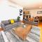 Spacious Living and Grand Views in Southbank