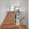 Hillgrove - Sophisticated & Refined Entertainer