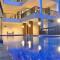 Radiance Hill View Villa 10 bedrooms with a private swimming pool - Bandung