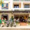 Harmony Old Town Hostel and Pool Bar - Hội An