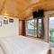 Jomotel Dayaar - An Apple Orchard Villa