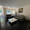 Spacious Karlin Lofty Apartment - براغ