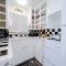 Spacious 3BR, Pool, Near Beach & Attractions - دايتونا بيتش