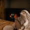 Hedgehog Lodge at Owlet Hideaway - with Hot Tub, near York