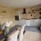 Edgmond Lodges - Scropton - Hilton