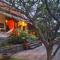 Frangipani Inn & Restaurant
