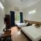 Cat Ba Plaza Hotel