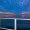 Serene 6000sf 8br-8ba Oceanfront Luxury Villa with 75' Frontage - إنسينيتاس