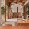 Patio Spring Holiday Inn -- Free round trip pick-up service --Panoramic view of Tianmen Mount