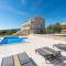 Beautiful Home In Slivnica With Wifi