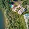 Noosa Crest Resort