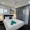 2BR Apt Gungahlin Square Luxe Super Central Wifi Wine Secure Parking - Canberra