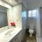 Mediterranean Cottage, Sea View, Great Location
