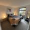 Luxury 2 Bedroom Hideout Near CBD,Merivale Mall