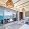 Skipper Beachfront Suites