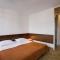 Lanterna Resort