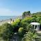 Claude Monet beach hotel - Ureki