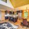 Mountain-View Fleetwood Retreat with Deck and Grill - Fleetwood