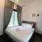 Getaway Hometsay Neaby Beach batu Ferringghi 4BR for 15px - 丹绒武雅