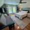 64J Stunning views, close to attractions! 20 min to Bretton Woods. Pool & gym passes! - Whitefield