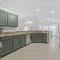 Stunning 4-bedroom Villa w/ Pool - Close to Disney Parks and Gulf Courses!