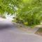 Mystic Retreat with Patio and Grill Walk to River! - ميستيك