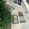 Aruanda Apartment - perfect get-away for two at the top of Bequia - Union