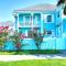 CasaAzul-2605A-Couples Retreat By Pleasure Pier, Beach, Seawall,a block away 5 Minutes from Strands and Cruise Terminal With EV Tesla - 加尔维斯敦