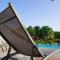 T2 spacieux, confort, piscine & plage à Sainte-Anne