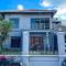 5 BR Villa w Pool - Old City 7 Min Walk - Family Friendly - Ping-Pong Table - Чиангмай