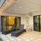 walking st 5min,walk to beach,5BR