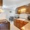 Spacious 4 bedroom Overlooking River