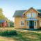 Three-Bedroom Holiday Home In Sodra Vi