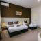 CITY HOTEL