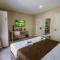 CITY HOTEL