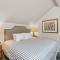 2 BR Condominium - Luxury Skiin and out (rare to find)