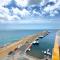 Charming Sea Front 3 Bedroom Apartment - incredible views!