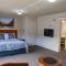 Admirals Motor Inn