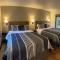 Spruce Goose Lodge