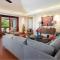 PUALANI VILLA Single Level 4BR KaMilo Home with Pool and Cottage